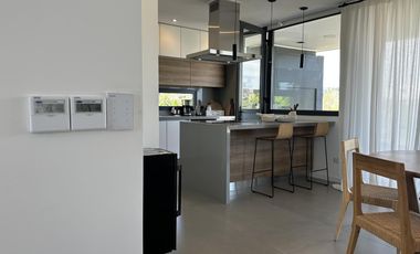 VENTA Casa Barrio Cerrado Acacias-Puertos del Lago-ESTRENAR-LAGUNA-Pileta-Domotica-LOSA RADIANTE