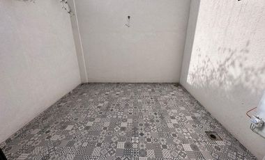 duplex de 3 ambientes con cochera y patio en Lomas de Zamora