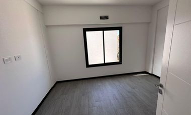 duplex de 3 ambientes con cochera y patio en Lomas de Zamora