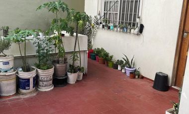 9 de Julio 256, Avellaneda ¡Departamento tipo casa de cinco ambientes!