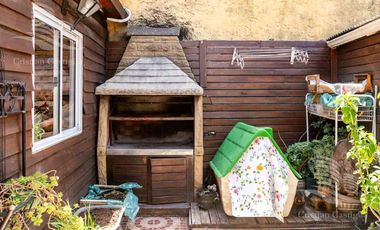 Venta - Casa 4/Cuatro Ambientes, Patio, Parrilla, Cochera - Munro, Vicente López