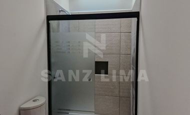 PUNTARENA RESIDENCIAL: Casa única con amplios espacios y luz natural.