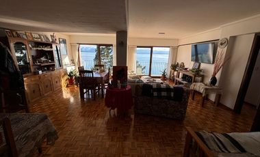 Departamento amplio, excelente vista al lago!