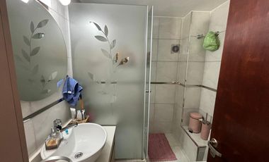 Departamento amplio, excelente vista al lago!