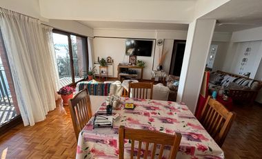 Departamento amplio, excelente vista al lago!