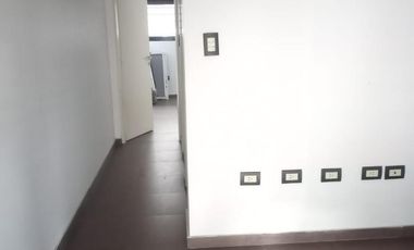 Venta Local C/cochera   en Haedo  A Estrenar Edif. A. Prof.