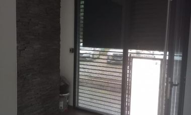 Venta Local C/cochera   en Haedo  A Estrenar Edif. A. Prof.