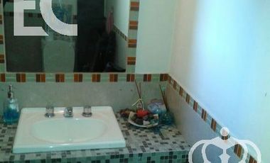 Venta - Duplex interno -  3 ambientes -  Patio amplio - 2  baños - Lanús Este