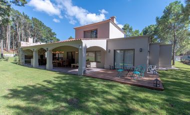 Casa en Barrio La Herradura