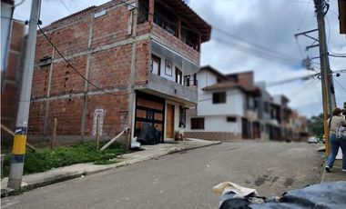 vendo lote urbano carmen de Viboral 72 m2