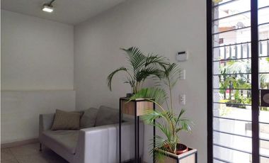 Oficina en venta y arriendo en Envigado
