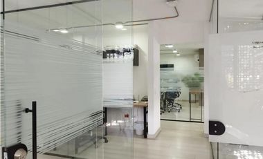 Oficina en venta y arriendo en Envigado