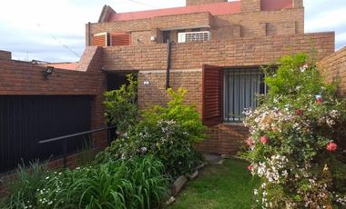 IMPORTANTE CASA EN VENTA, EN LA MEJOR ZONA DE MARCOS PAZ, BUENOS AIRES, ZONA OESTE