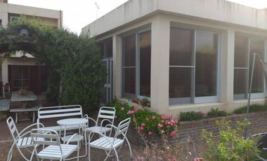 IMPORTANTE CASA EN VENTA, EN LA MEJOR ZONA DE MARCOS PAZ, BUENOS AIRES, ZONA OESTE