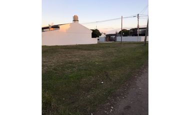 TERRENO BARRIO FRENTE MAR