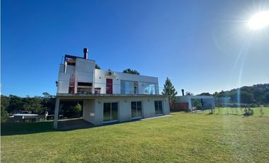 CASA EN VENTA EN COSTA ESMERALDA -  DEPORTIVO 161