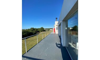 CASA EN VENTA EN COSTA ESMERALDA -  DEPORTIVO 161