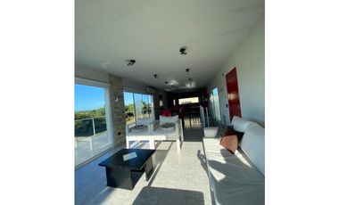 CASA EN VENTA EN COSTA ESMERALDA -  DEPORTIVO 161