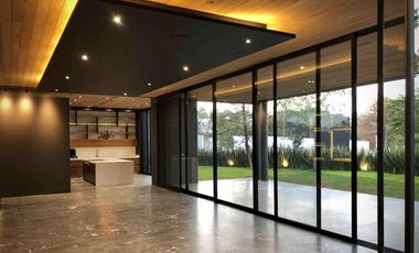 Casa en venta en coto Alcazar Oriente
