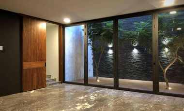 Casa en venta en coto Alcazar Oriente