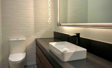 Casa en venta en coto Alcazar Oriente