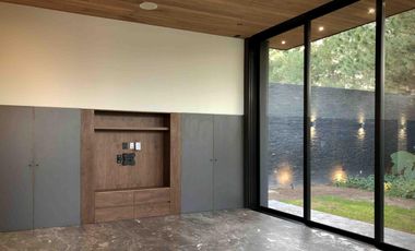 Casa en venta en coto Alcazar Oriente