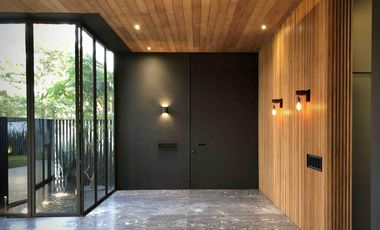 Casa en venta en coto Alcazar Oriente