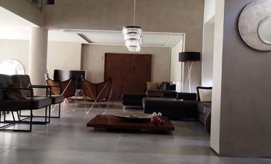 Venta - Casa 7 Ambientes, Dependencia, Balcón, Jardín, Pileta - Ramos Mejia Norte