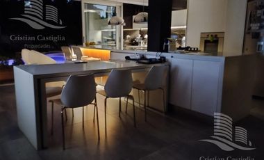 Venta - Casa 7 Ambientes, Dependencia, Balcón, Jardín, Pileta - Ramos Mejia Norte