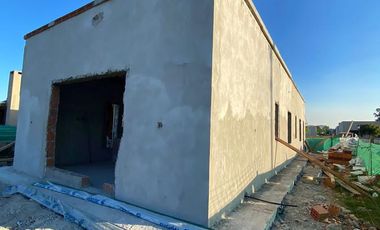 Casa en venta - 3 Dormitorios 3 Baños - 490Mts2- San Ramon
