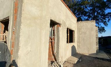 Casa en venta - 3 Dormitorios 3 Baños - 490Mts2- San Ramon
