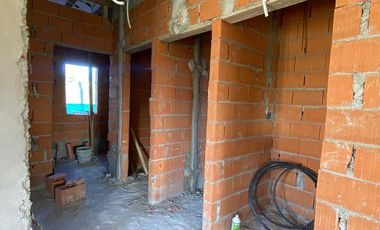 Casa en venta - 3 Dormitorios 3 Baños - 490Mts2- San Ramon