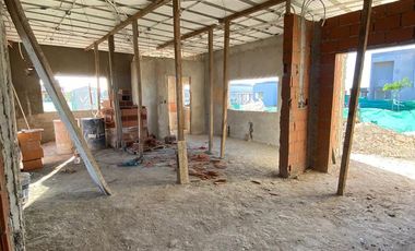 Casa en venta - 3 Dormitorios 3 Baños - 490Mts2- San Ramon