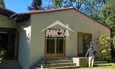Hermosa Residencia en el Fraccionamiento Club de Golf Avándaro