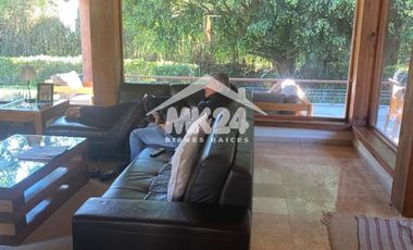 Hermosa Residencia en el Fraccionamiento Club de Golf Avándaro
