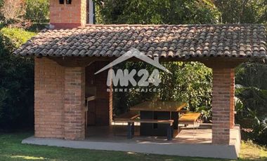 Hermosa Residencia en el Fraccionamiento Club de Golf Avándaro