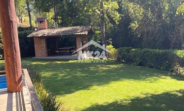 Hermosa Residencia en el Fraccionamiento Club de Golf Avándaro