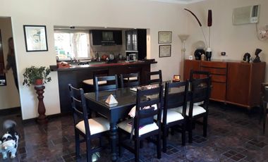 Las Vertientes - Moderno chalet de categoría en Villa Carlos Paz - Sierras de Córdoba