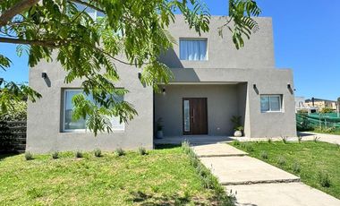 Casa en  PILAR DEL ESTE SAN RAMON