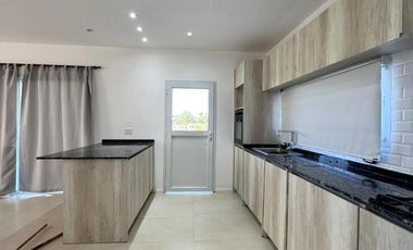 Casa en  PILAR DEL ESTE SAN RAMON