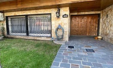 Venta Casa en Ramos Mejia Sur