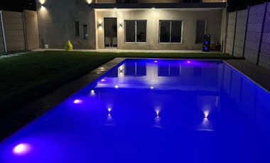 Casa en venta - 2 Dormitorios 1 Baño - 300Mts2 - Escobar