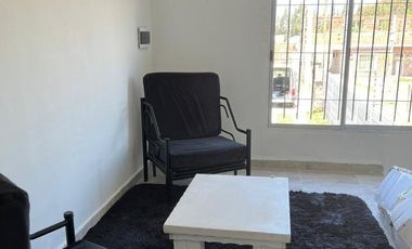 Casa en venta - 2 Dormitorios 1 Baño - 300Mts2 - Escobar