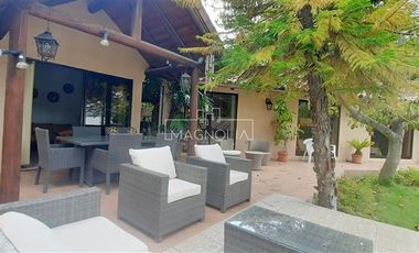 Casa en Venta en Lago Rapel