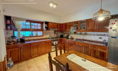Casa en venta en Don Bosco- Excelente calidad