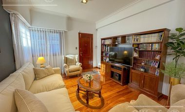 Casa en venta en Don Bosco- Excelente calidad