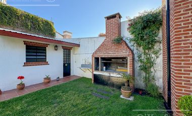 Casa en venta en Don Bosco- Excelente calidad