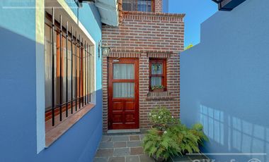 Casa en venta en Don Bosco- Excelente calidad