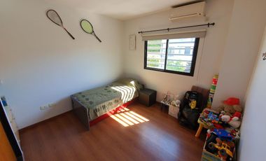 Departamento tipo duplex con cochera en Lomas de Zamora oeste