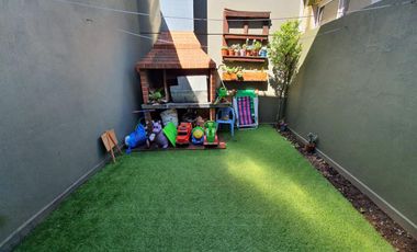 Departamento tipo duplex con cochera en Lomas de Zamora oeste